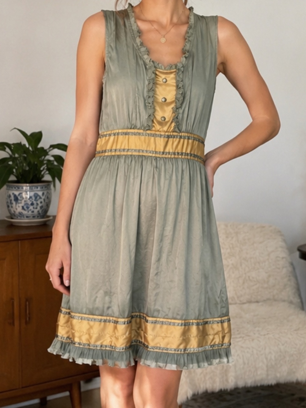 Vintage Y2K Fairy Sage Green and Gold Ruffle Dress 👗🌿